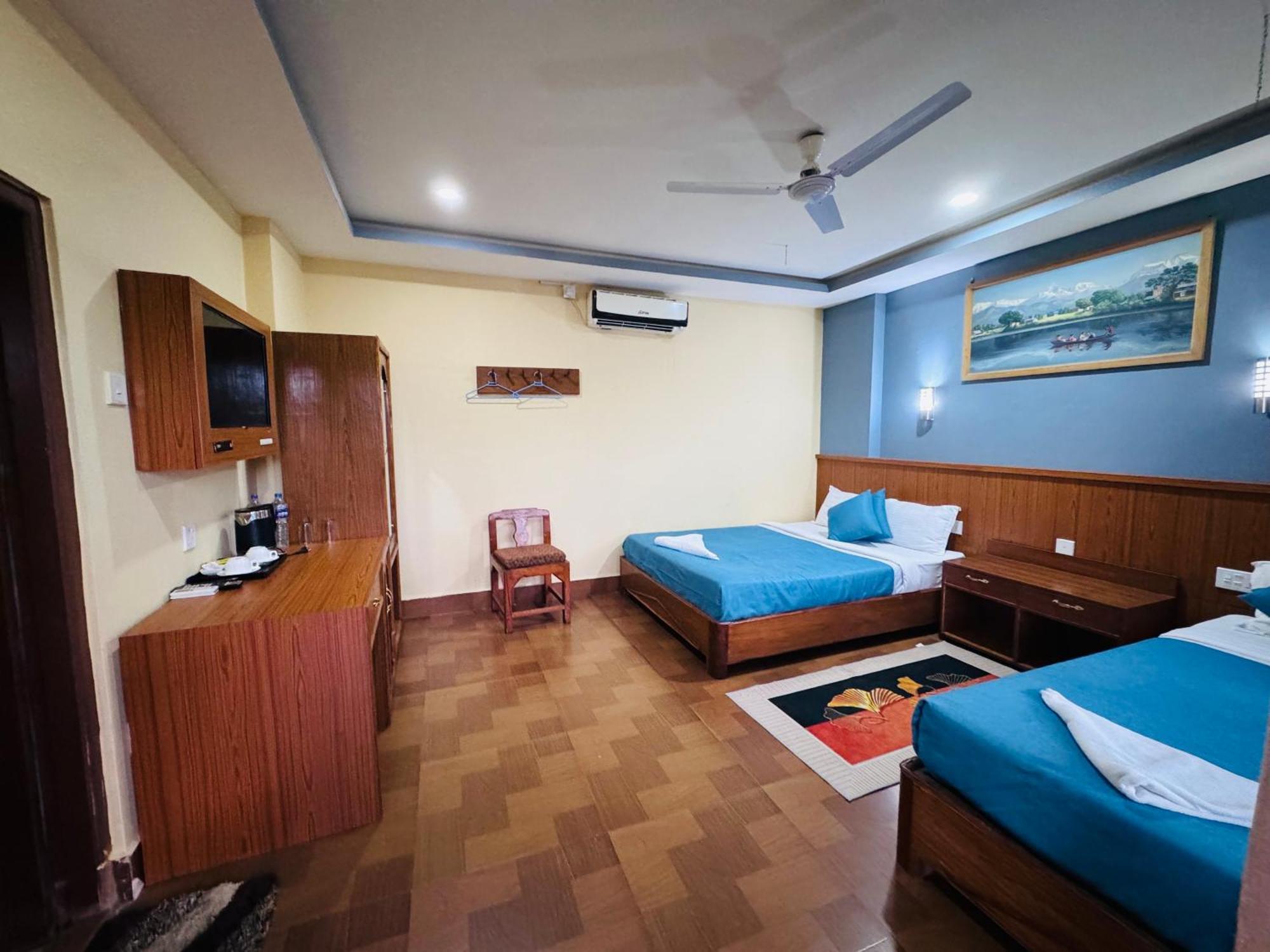 Jungle Wildlife Camp Sauraha Exterior foto