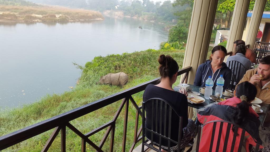 Jungle Wildlife Camp Sauraha Exterior foto