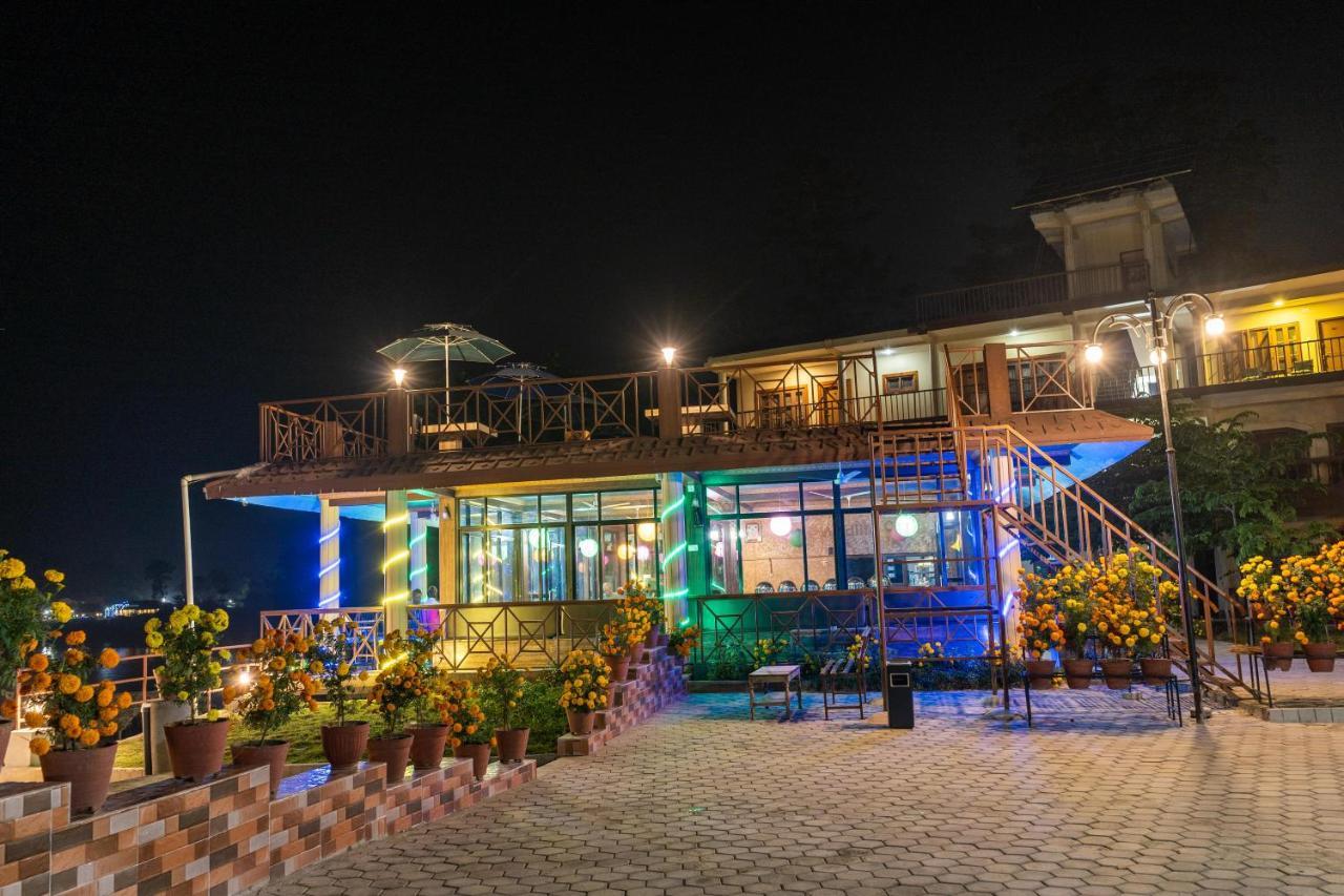 Jungle Wildlife Camp Sauraha Exterior foto