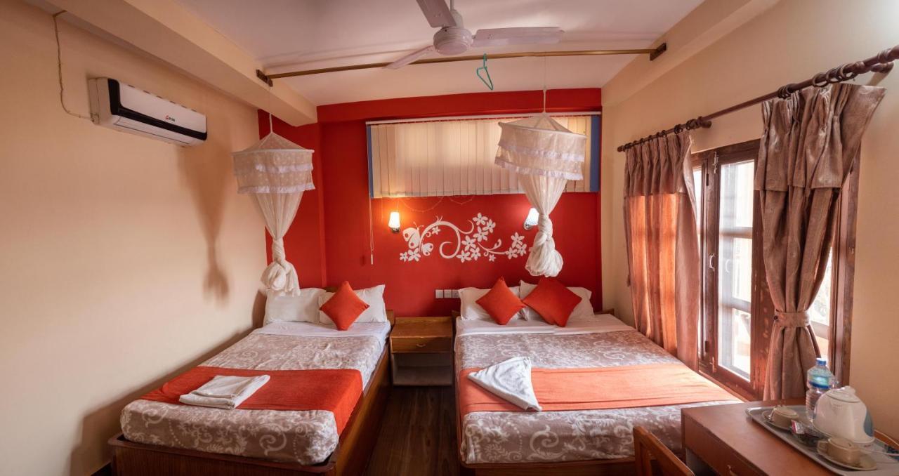 Jungle Wildlife Camp Sauraha Exterior foto